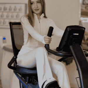 Rowerek poziomy w strefie fitness Studio Modelowania Figury